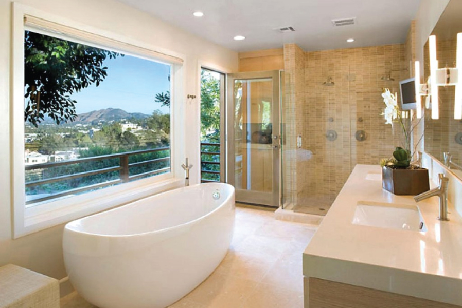 Why Spending More on Hurricane-Resistant Windows in South Florida is Worth It